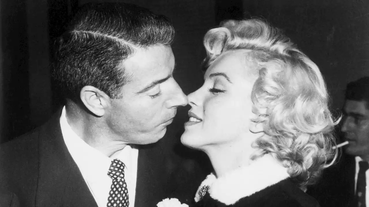 The Curious Case Of Marilyn Monroe’s Missing “Heirloom” Engagement Ring