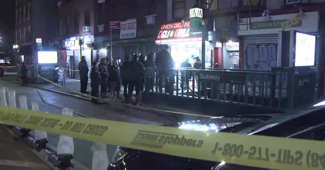 Police sources: MTA employee shoots attempted robbery suspect in Brooklyn subway station