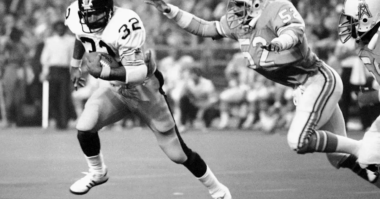 Steelers Hall of Fame running back Franco Harris, who authored ‘The Immaculate Reception,’ dies at 72