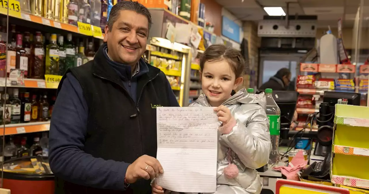 Scots schoolgirl writes adorable job application to Glasgow shopkeeper