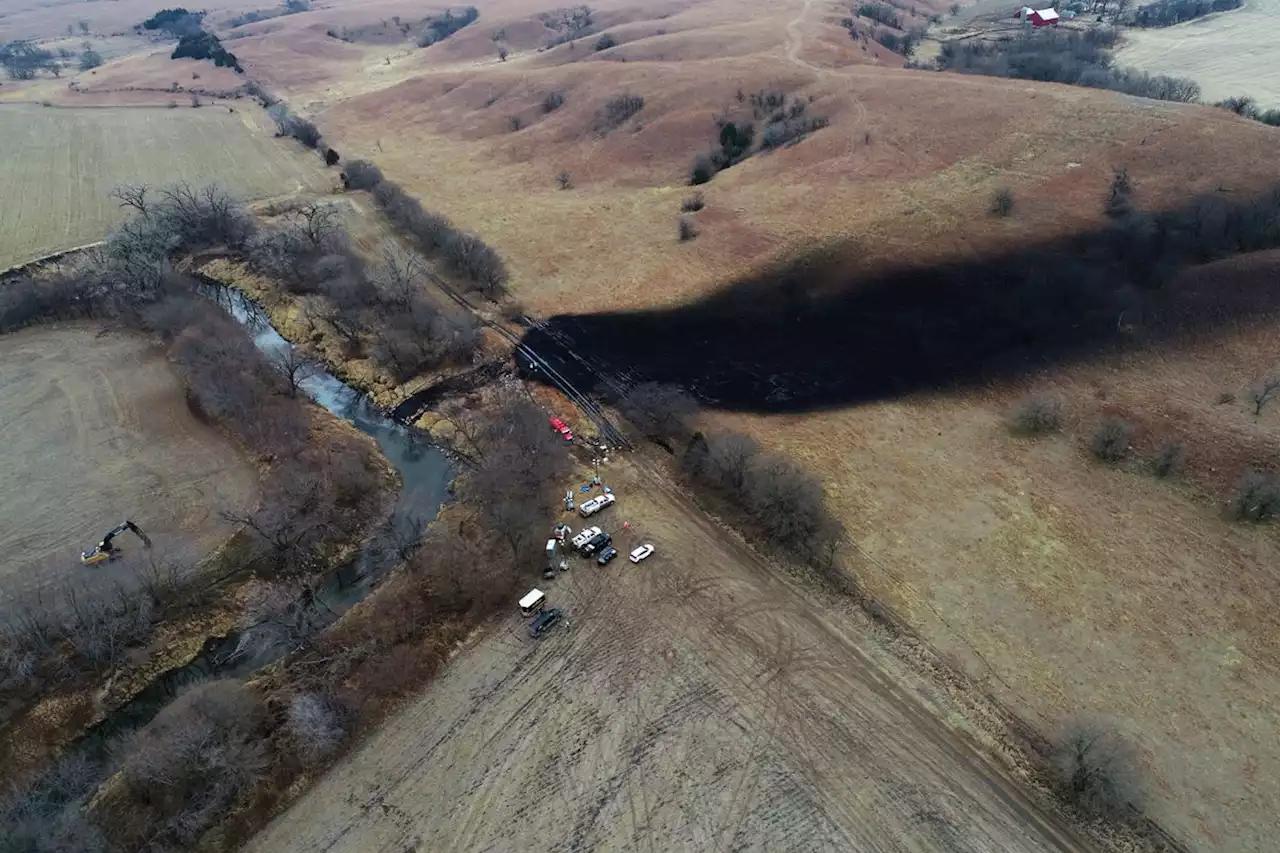U.S. pipeline regulator launches review of special permits after Keystone spill in Kansas, source says