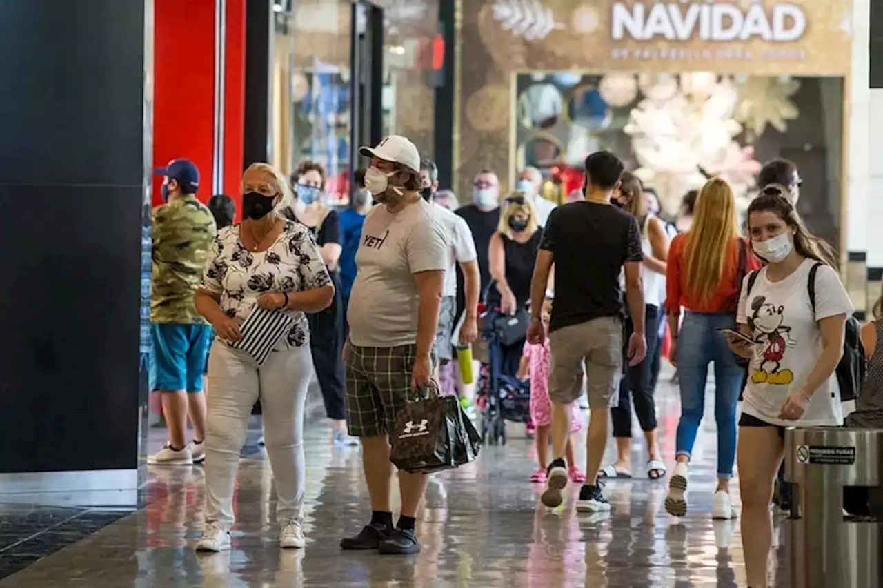 El clima mundialista retrasó las ventas de Navidad