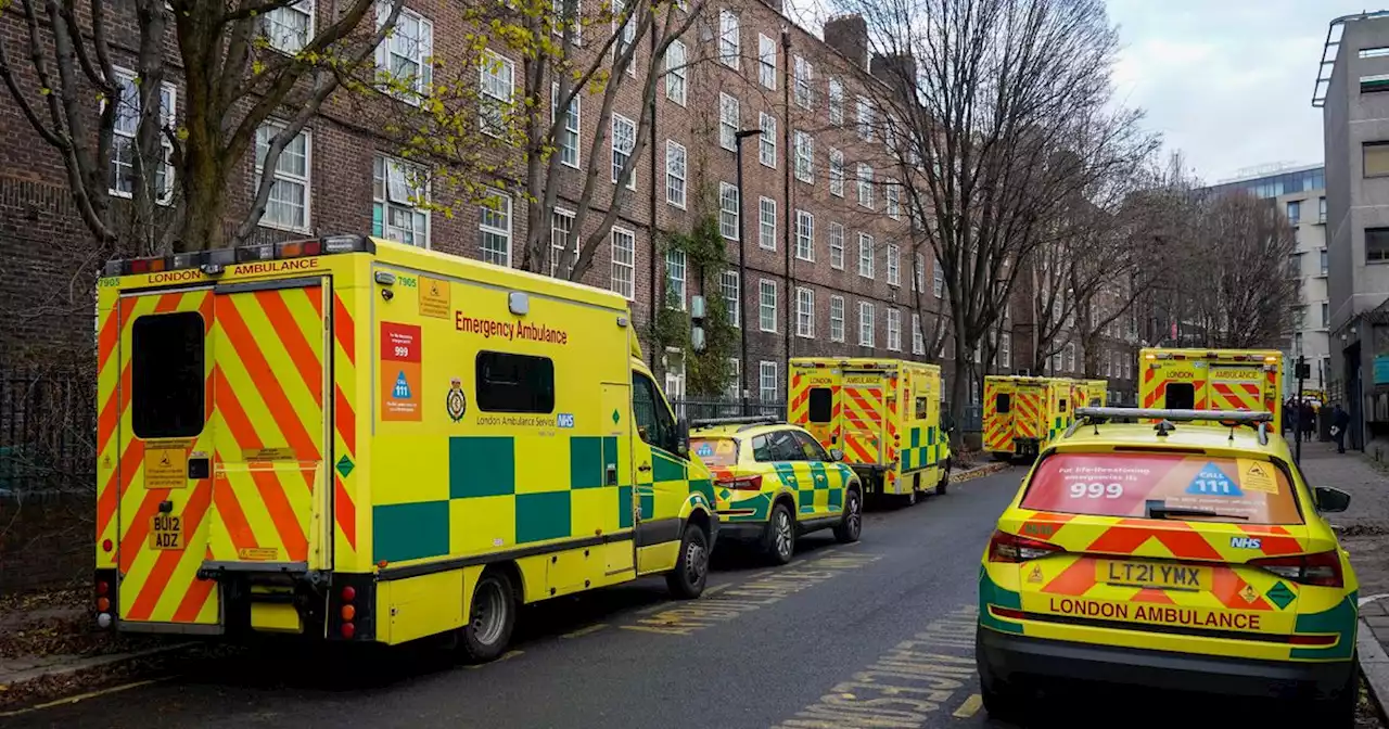 Au Royaume-Uni, grève à hauts risques des ambulanciers