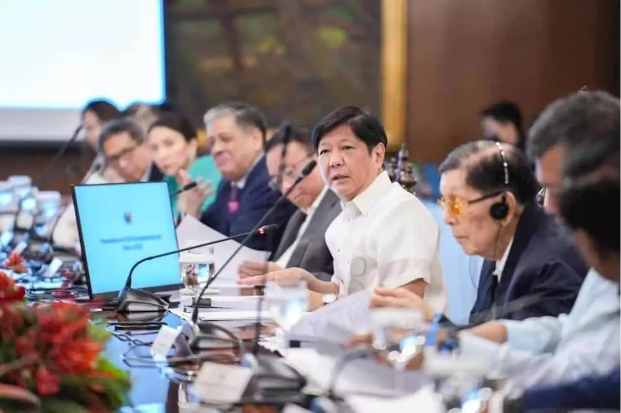 PBBM ‘very happy’ with Cabinet; offers toast of thanks