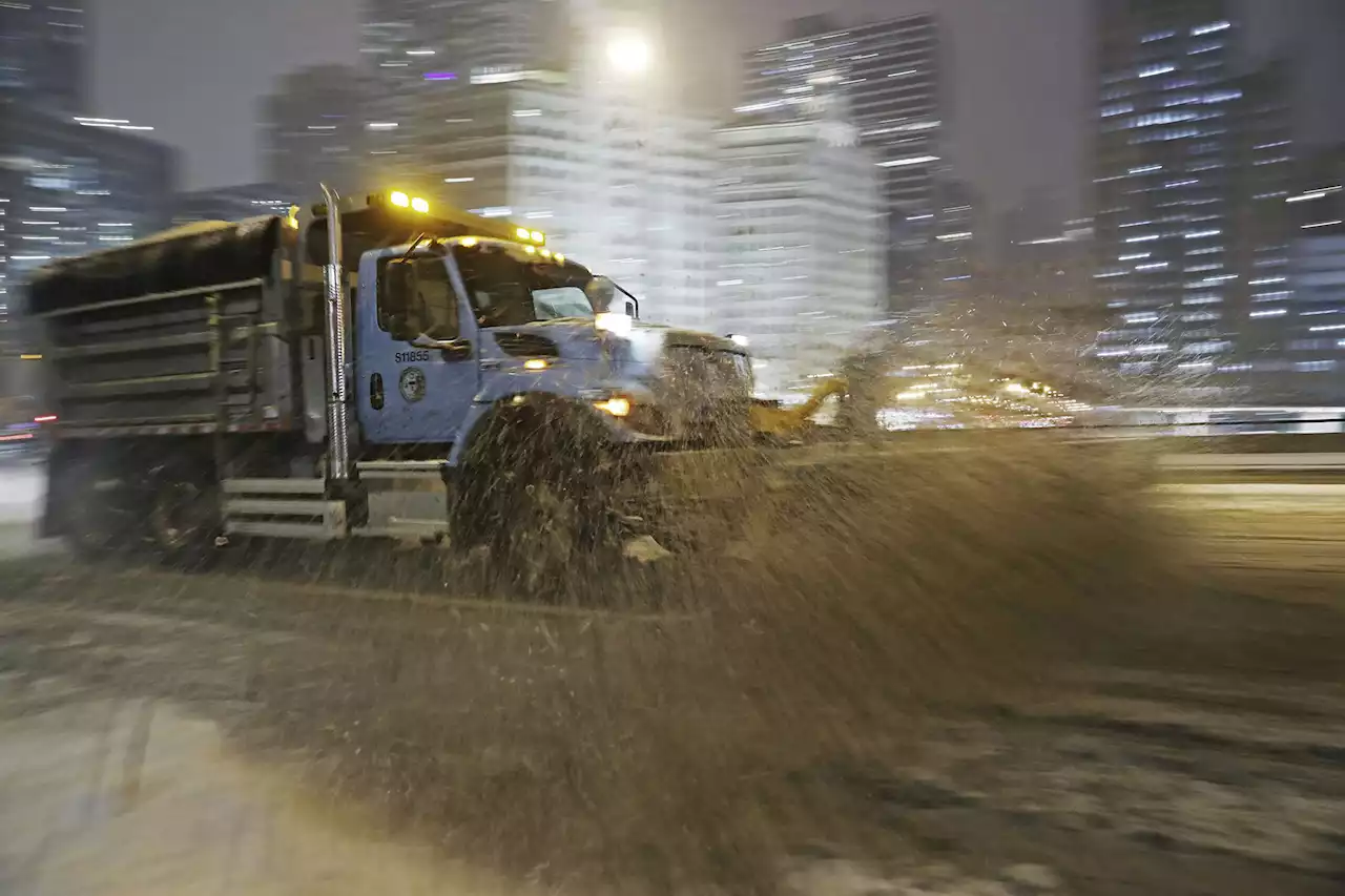 Chicago Winter Storm Expected to Bring Ice-Covered Roads, 'Dangerous' and 'White-Out' Travel Conditions