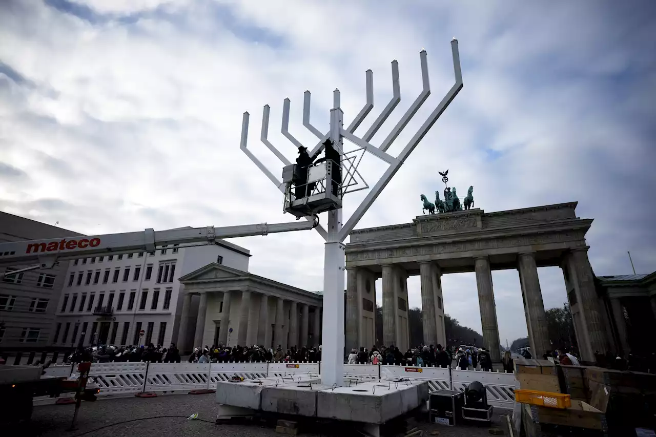 Holocaust Survivors Worldwide Share Message of Hope During Hanukkah