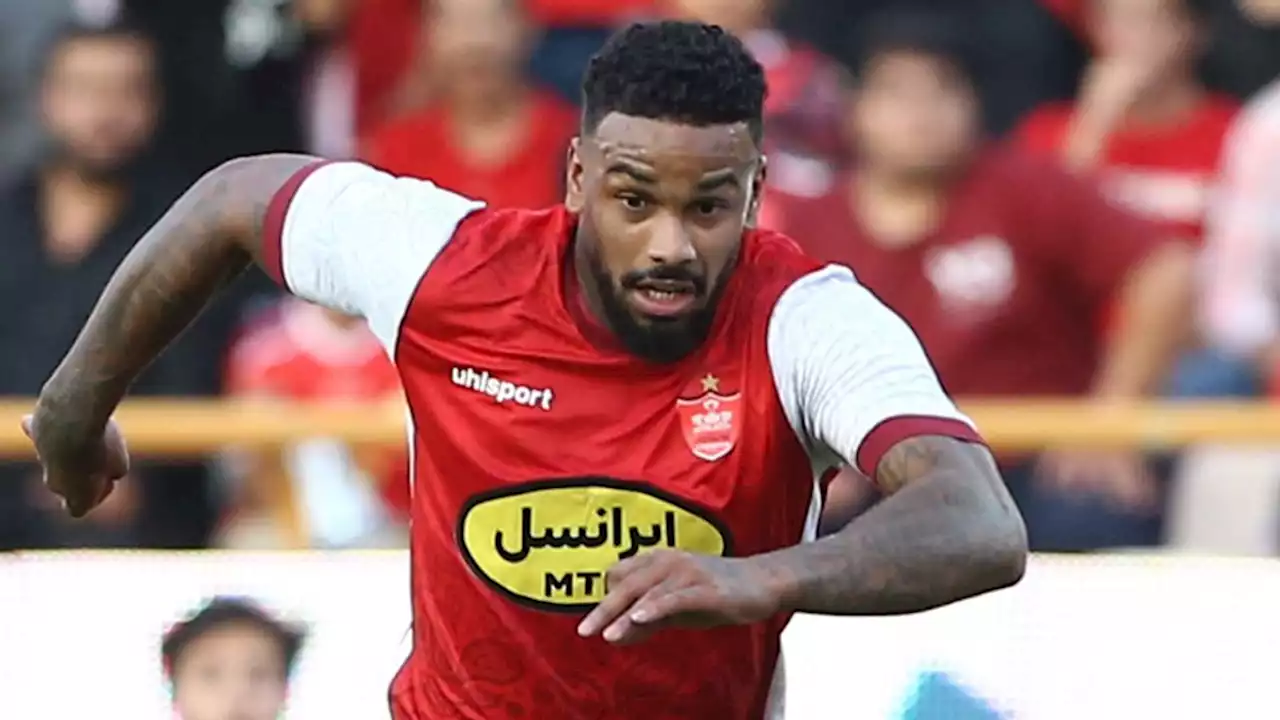 'Oud-PSV'er Locadia ontvlucht Iran na oproep Nederlandse overheid'