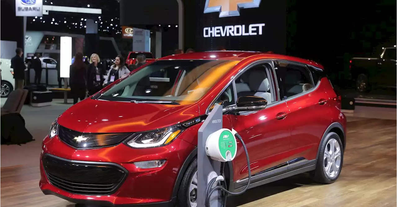 GM recalls 140,000 Chevrolet Bolt EVs over fire risks