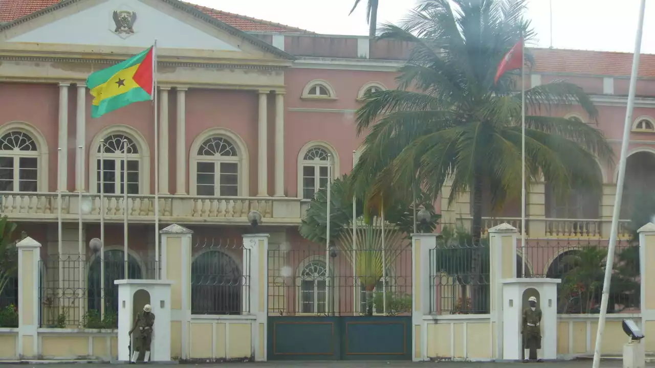 São Tomé: l’opposition manifeste et veut des clarifications sur la «tentative de putsch» de novembre