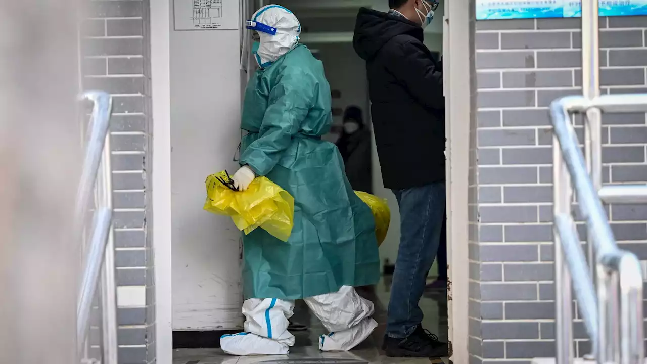 Silencio de las autoridades chinas frente a las denuncias ciudadanas por el colapso de los hospitales