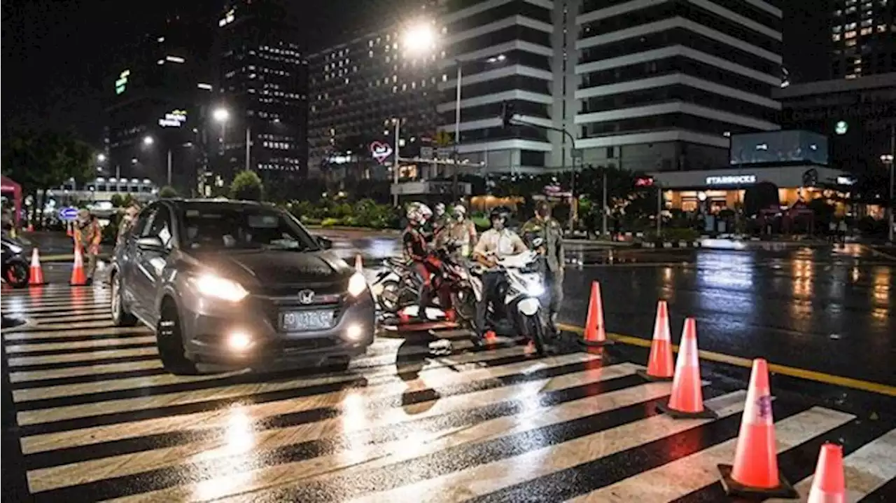 490 Personel Satpol PP DKI Dikerahkan pada Malam Tahun Baru