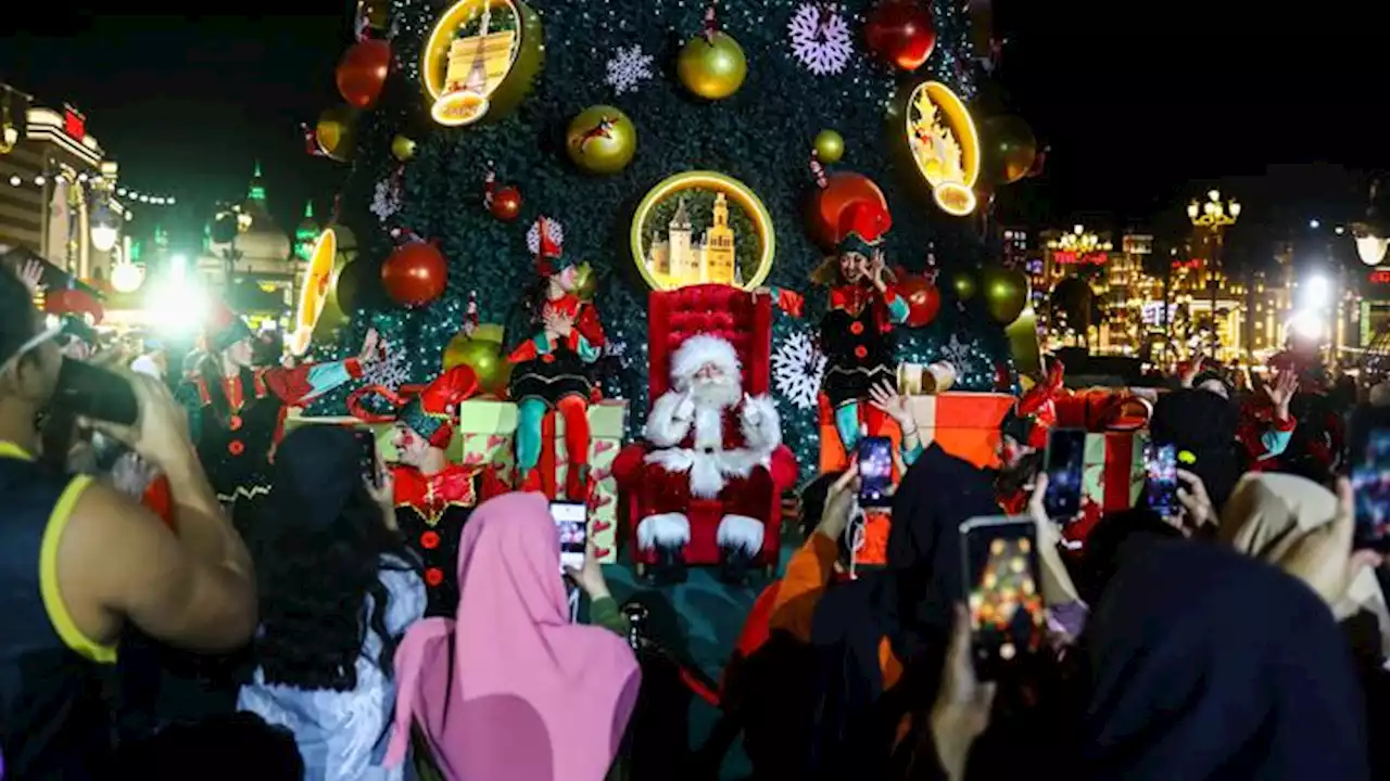 Semarak Pernak-pernik Natal Hiasi Kota Dubai