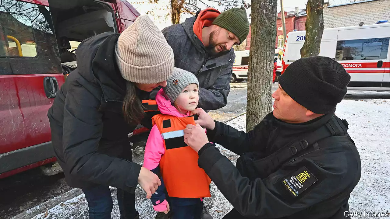 A Ukrainian city celebrates despite the cold and the Russians