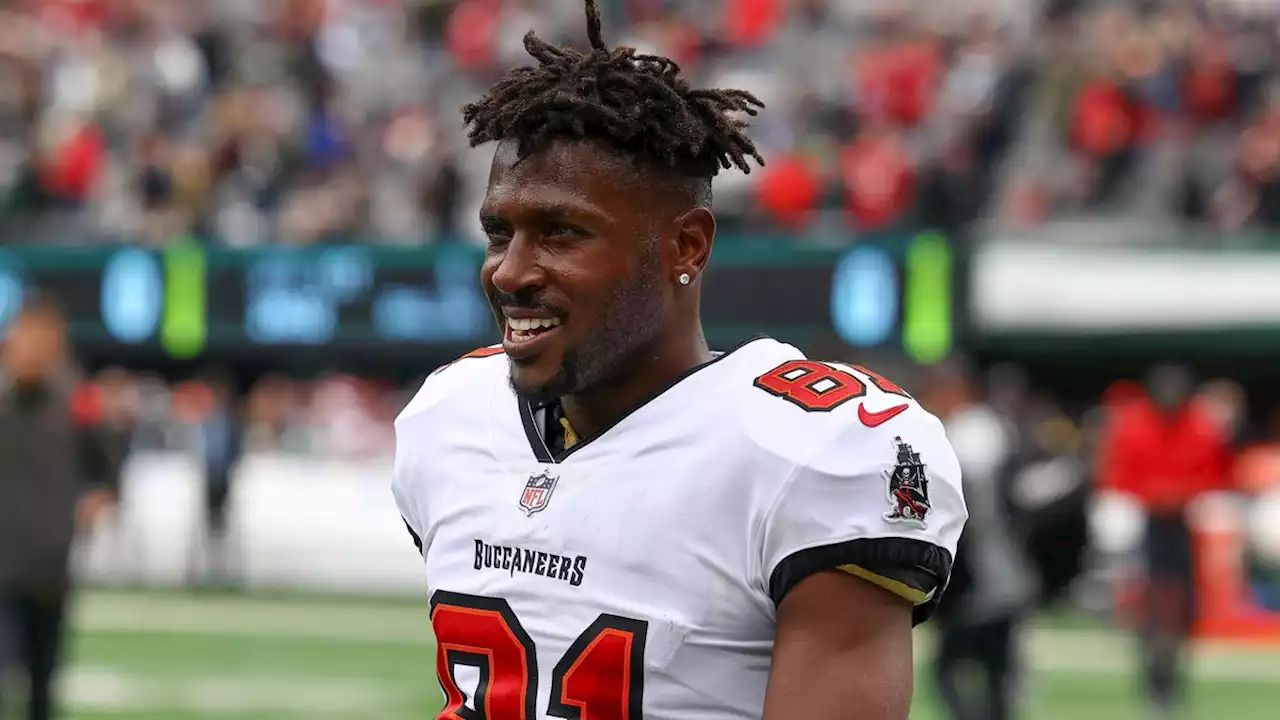 State attorney's office drops latest misdemeanor battery charge against Antonio Brown