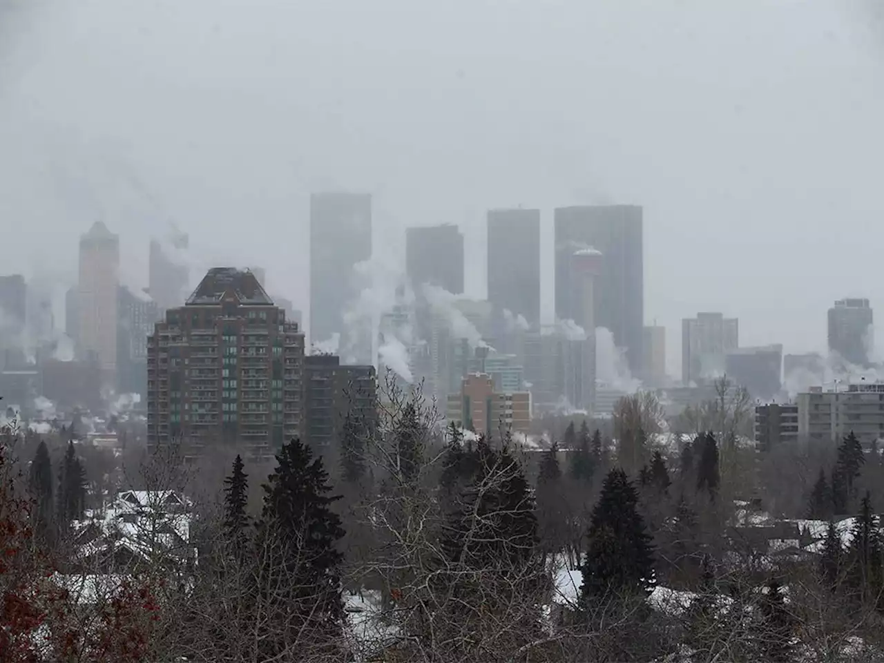 Alberta issues grid alert as cold snap leads to all-time record energy use amid low temperatures