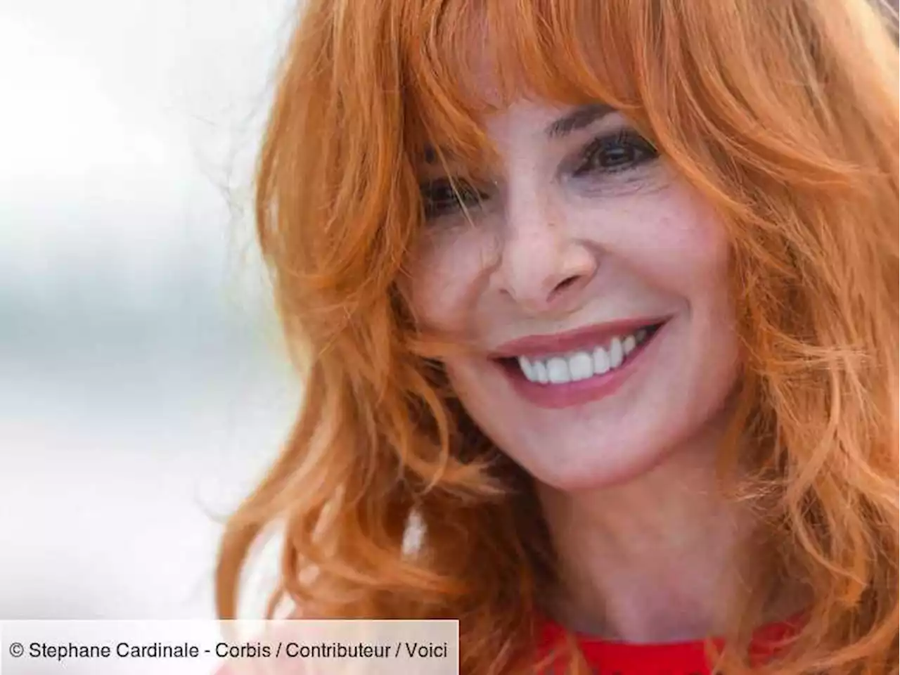 PHOTO Mylène Farmer : avant sa tournée, la chanteuse s'offre une nouvelle coupe de cheveux canonissime - Voici