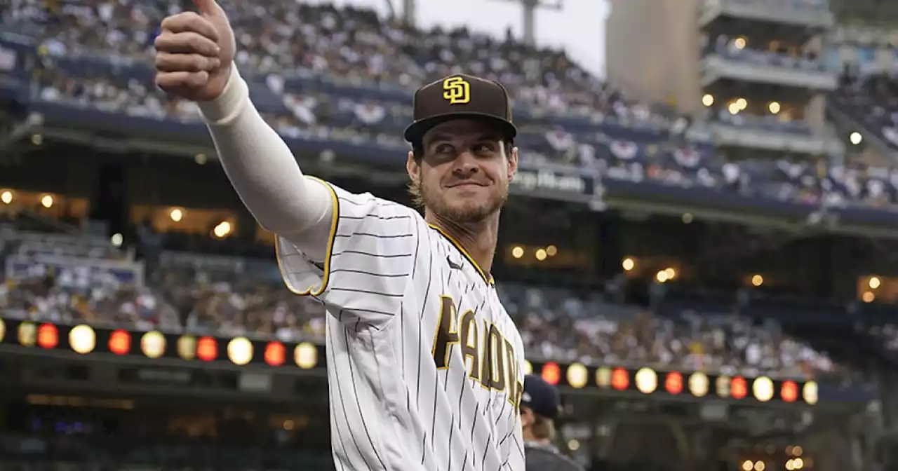 Former Padre Wil Myers signs free agent deal with Cincinnati Reds