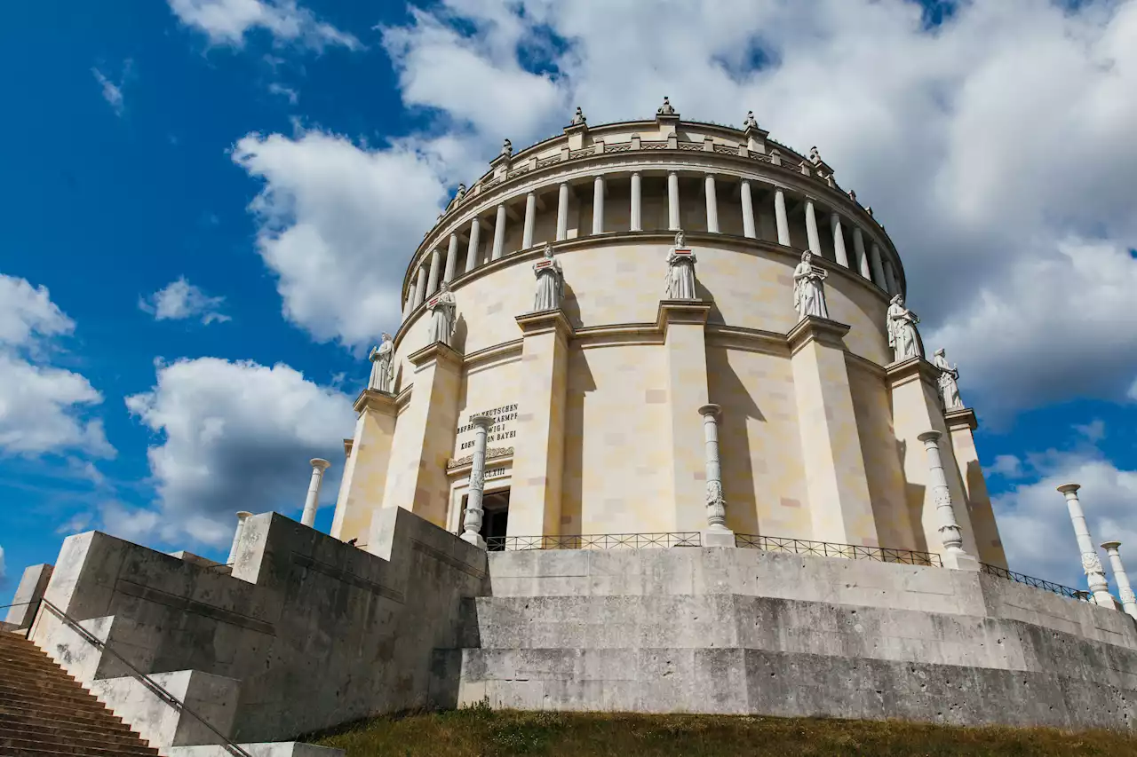 Bis April nur zu Fuß zur Befreiungshalle Kelheim