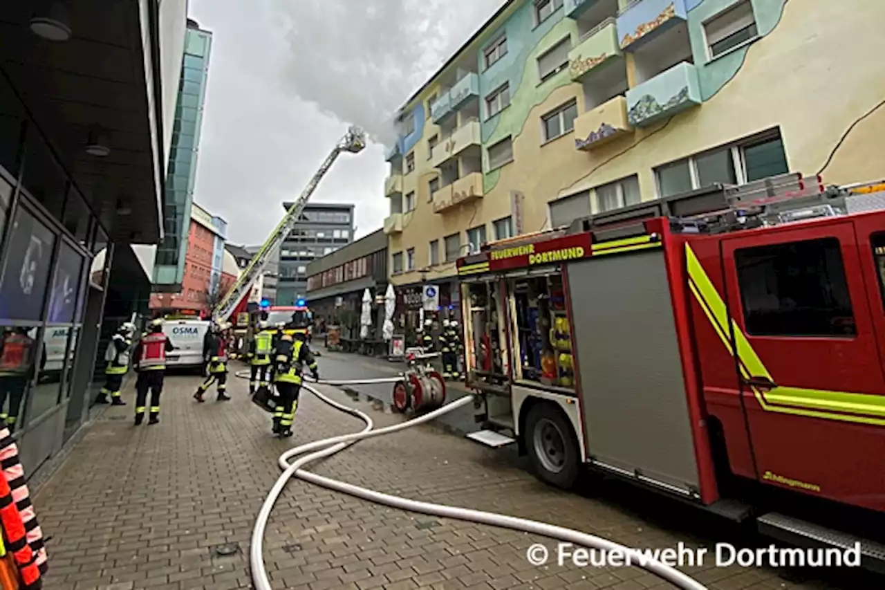 Ein Toter bei Wohnungsbrand in Dortmund