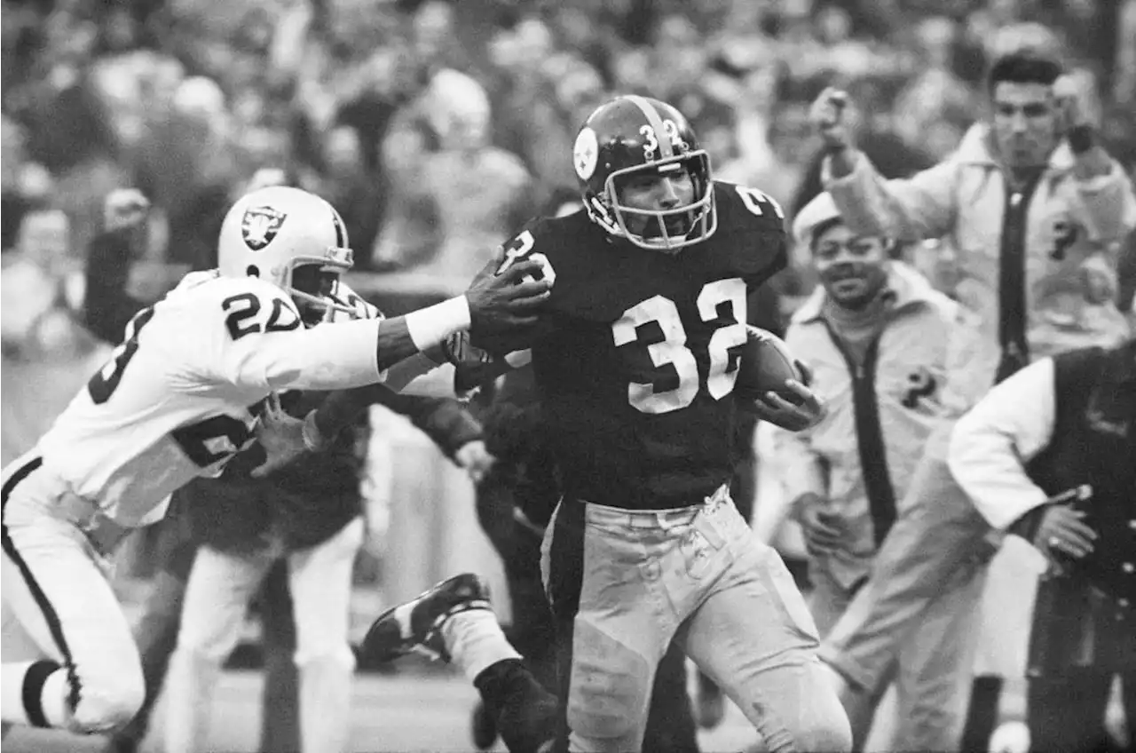 Steelers Hall of Fame running back Franco Harris dies at 72