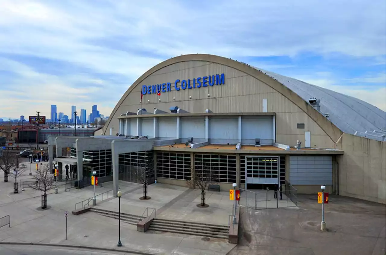 Denver Opens Denver Coliseum as Warming Center for Homeless