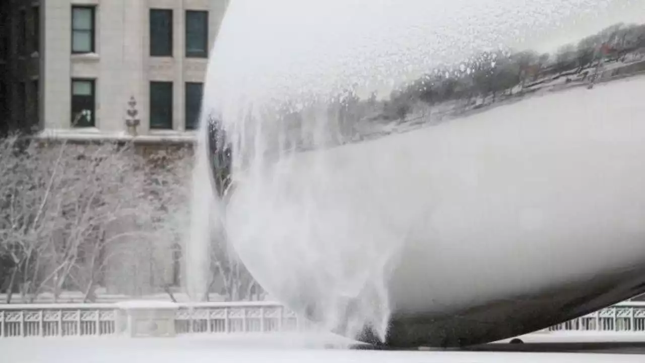 Chicago eases into winter storm Thursday starting with snow, ending in extreme temperatures