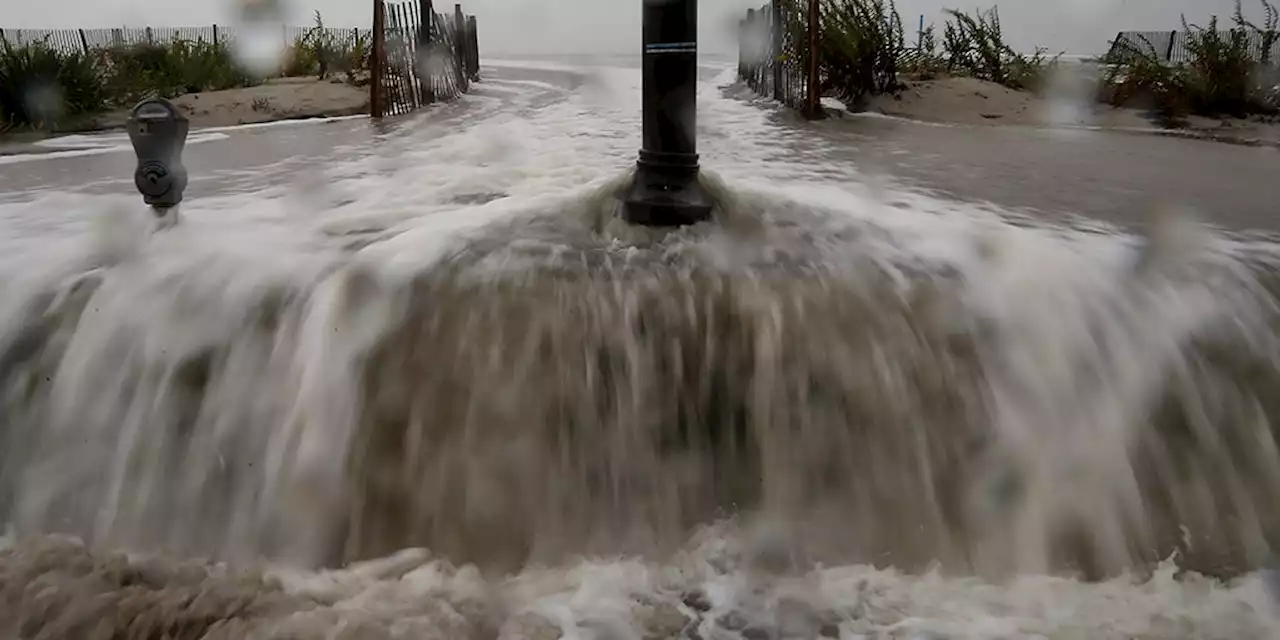 East Coast flooding threat from Christmas blizzard likely near Superstorm Sandy levels