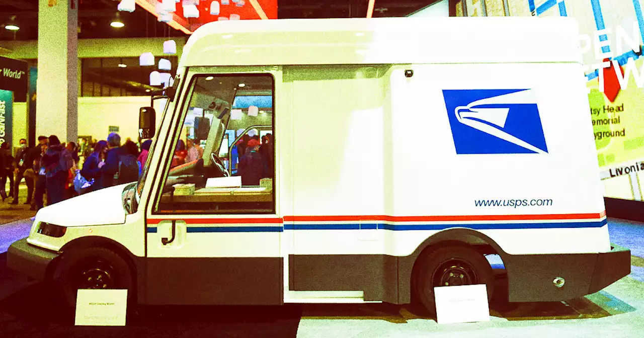 US Postal Service Buying 66,000 Electric Vehicles, Plans to Only Buy EVs By 2026