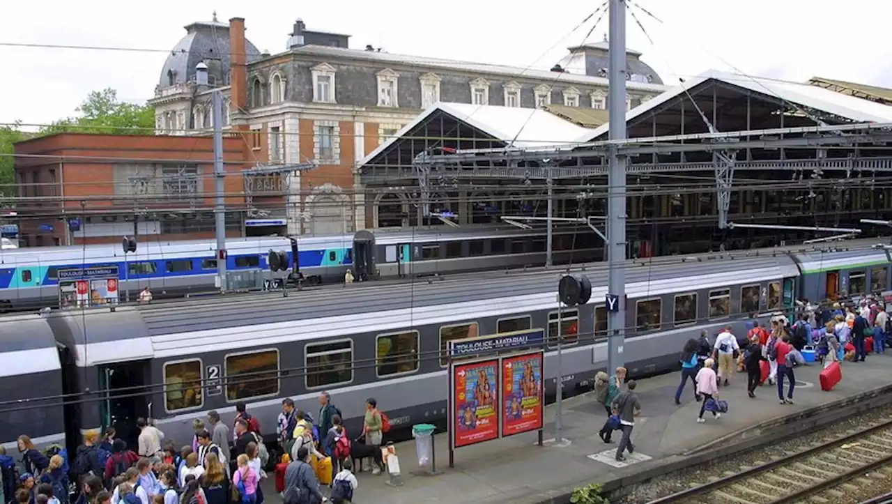 Grève à la SNCF : réunion entre la direction et les syndicats pour éviter une mobilisation le week-end du Nouvel An