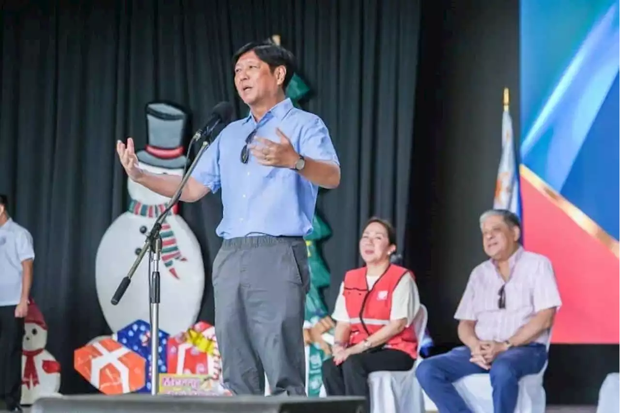 PBBM lauds Pinoy unity, resilience at Christmas gift giving