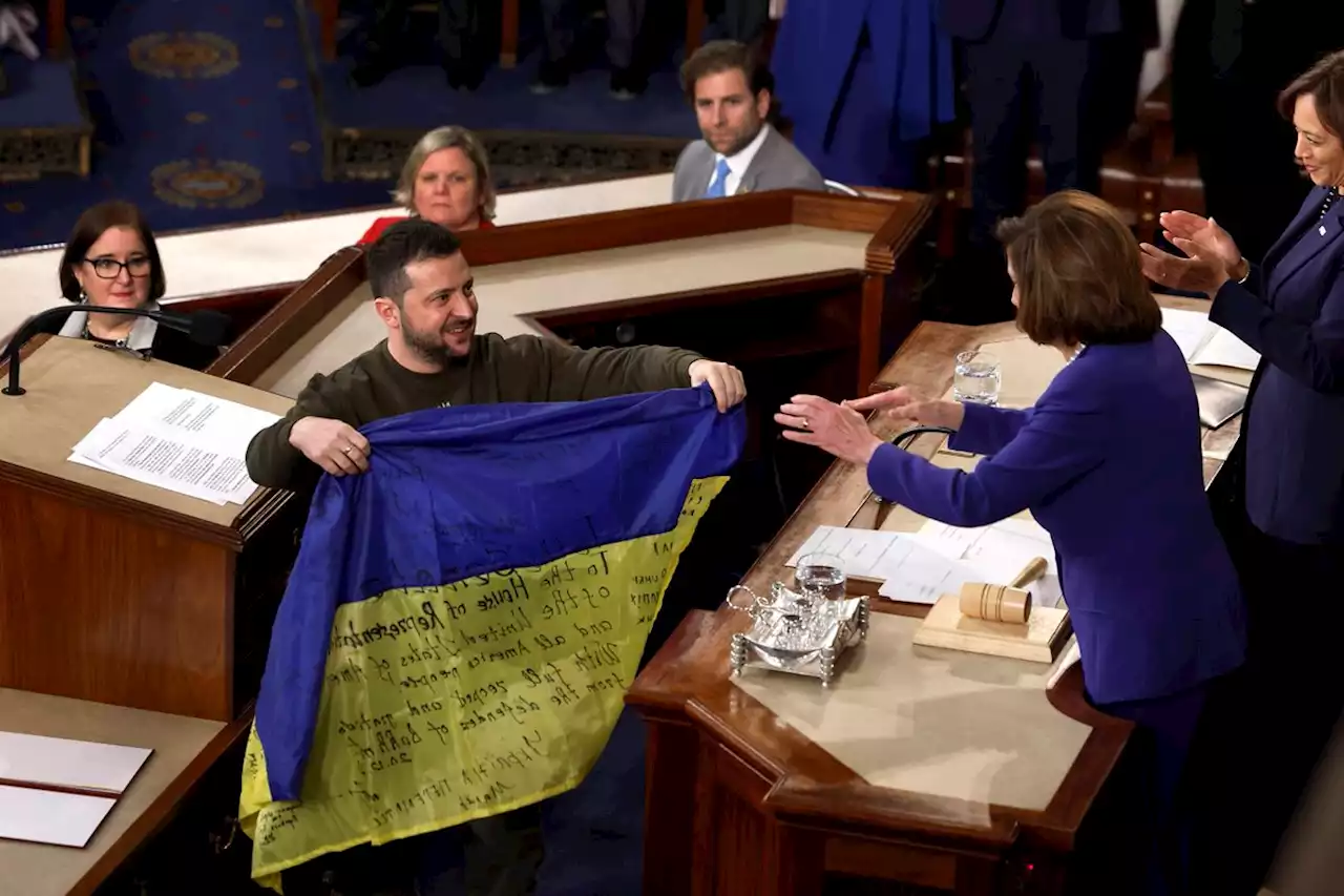 Zelenskyy presents Ukrainian flag to Congress, says it's the 'symbol of the victory of this war'