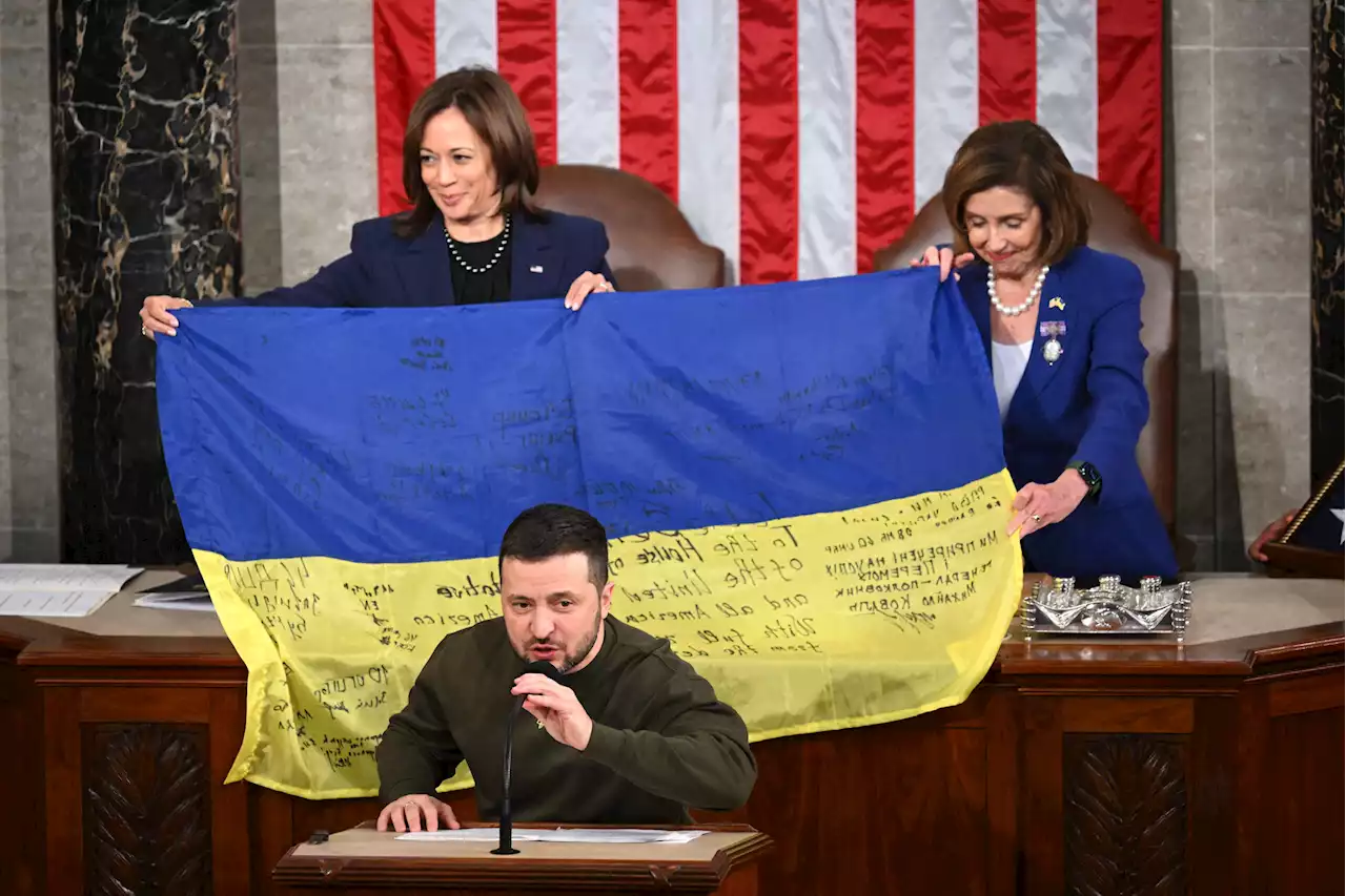 Full list of Republicans who sat during Zelensky's speech