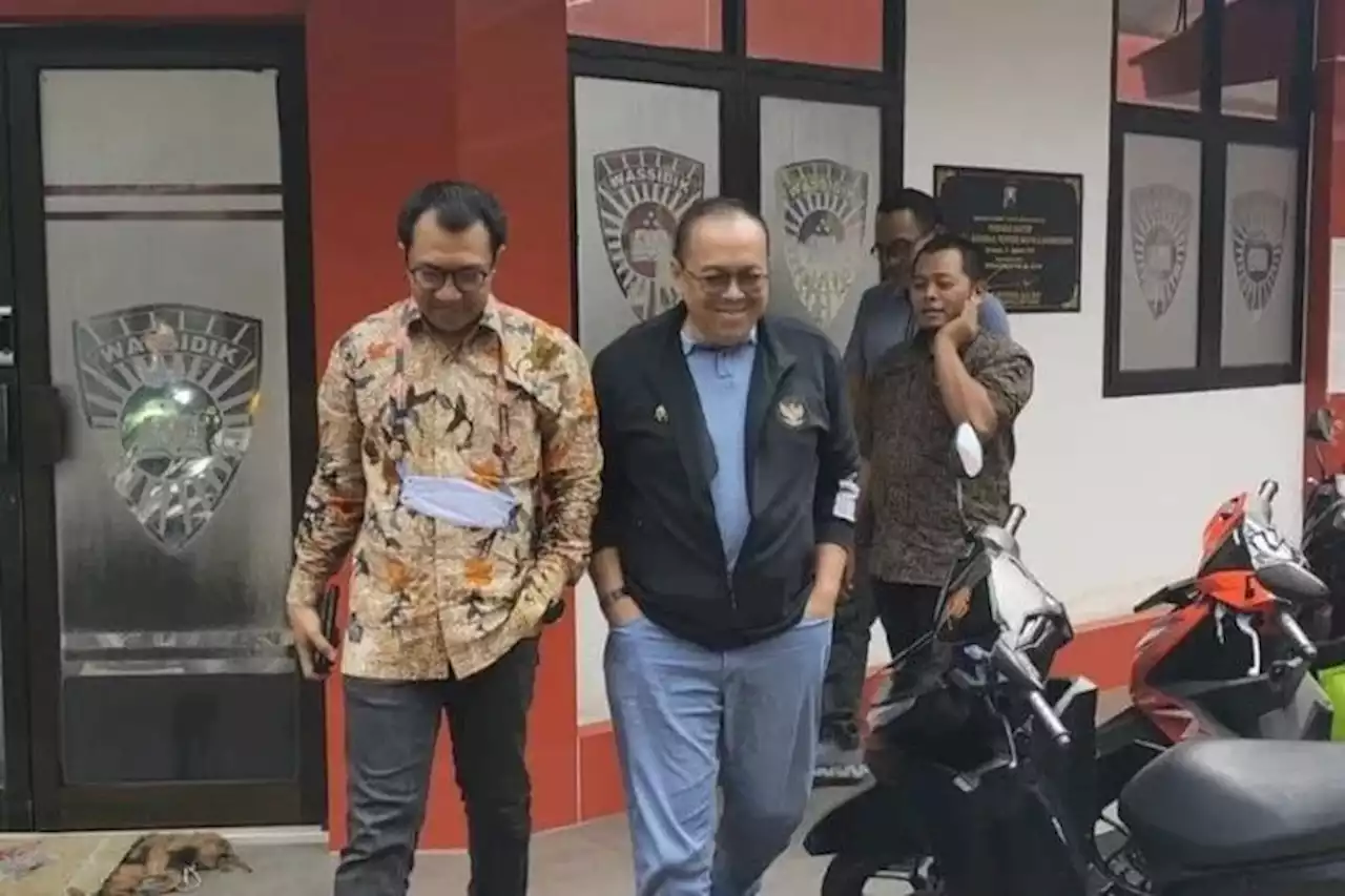 Akhmad Hadian Lukita Dibebaskan, Polisi Sebut Mantan Dirut LIB Tak Bisa Dituntut - Pikiran-Rakyat.com