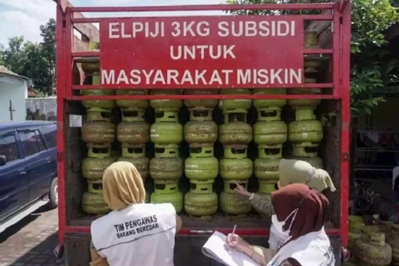 Bakal Bikin Ribet Emak-emak, Beli LPG 3 Kg Wajib Gunakan KTP Mulai Awal Tahun 2023 - Pikiran-Rakyat.com