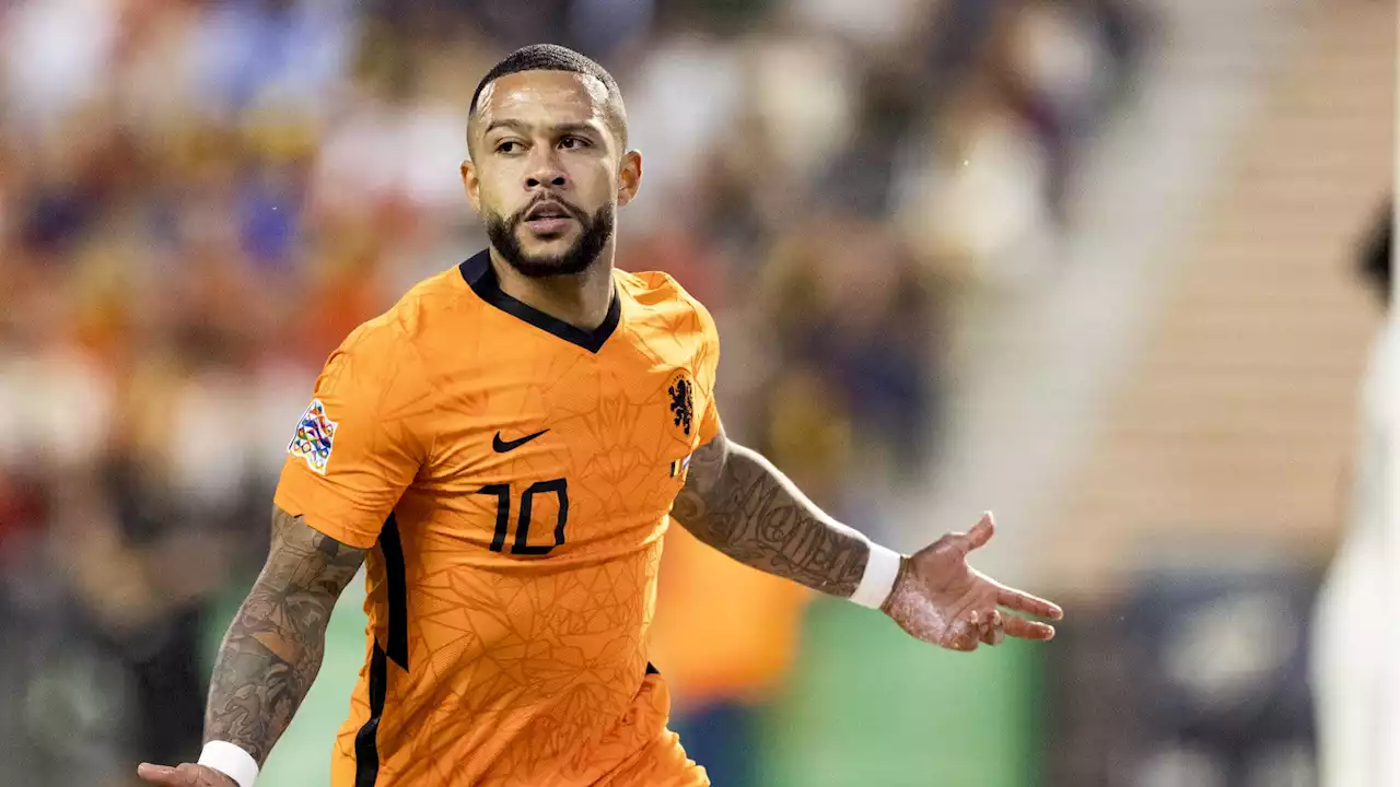 Mercato: une offre importante de Newcastle pour Depay, en fin de contrat au Barça?