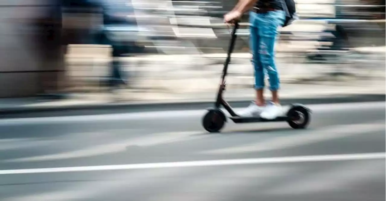 Sicurezza stradale, più controlli di notte. Monopattini verso obbligo di targhe e casco