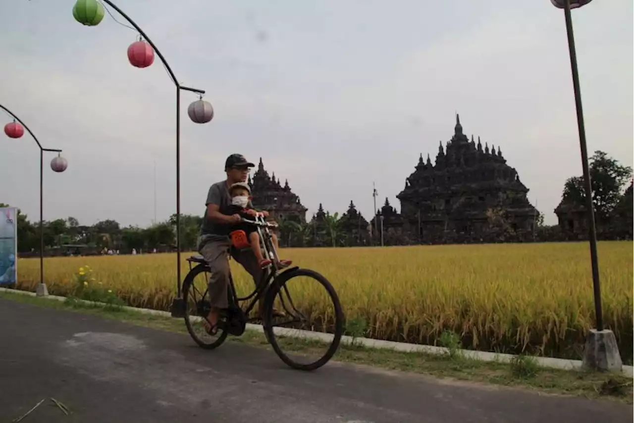 Prakiraan Cuaca Klaten Hari Kamis Ini: Gerimis Sore