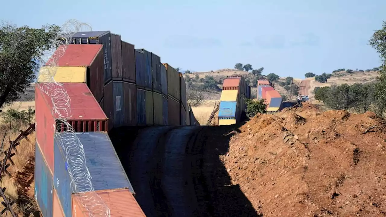 Arizona Gov. Ducey agrees to dismantle makeshift border wall