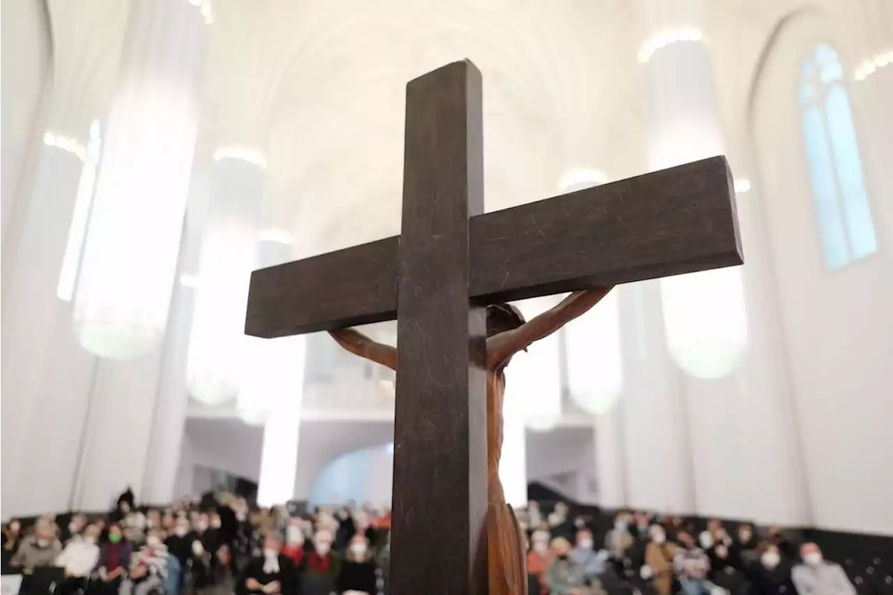 Keine schöne Bescherung: Immer mehr Berliner treten aus der Kirche aus