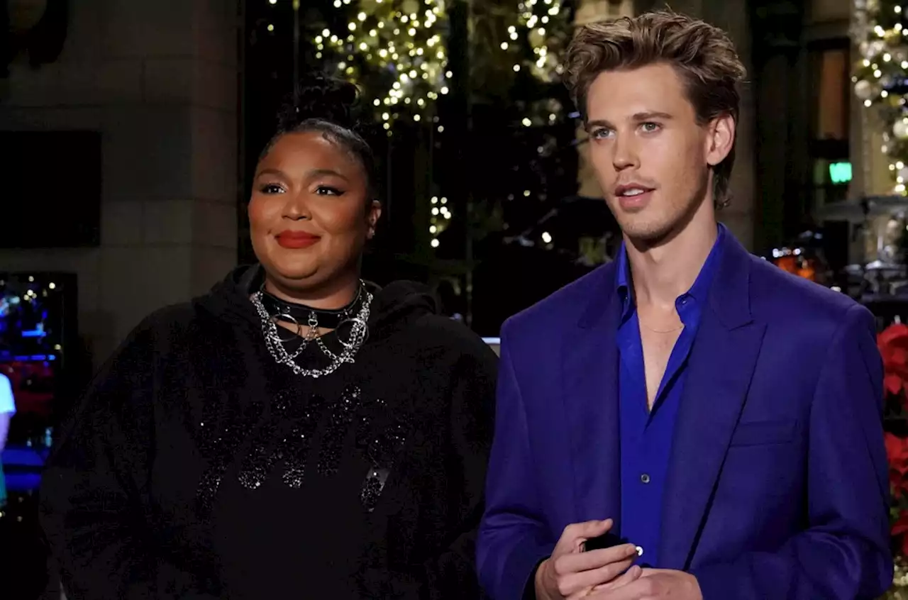 Lizzo & Austin Butler Want to Wish You a Merry Christmas With a Classic Carol: Watch