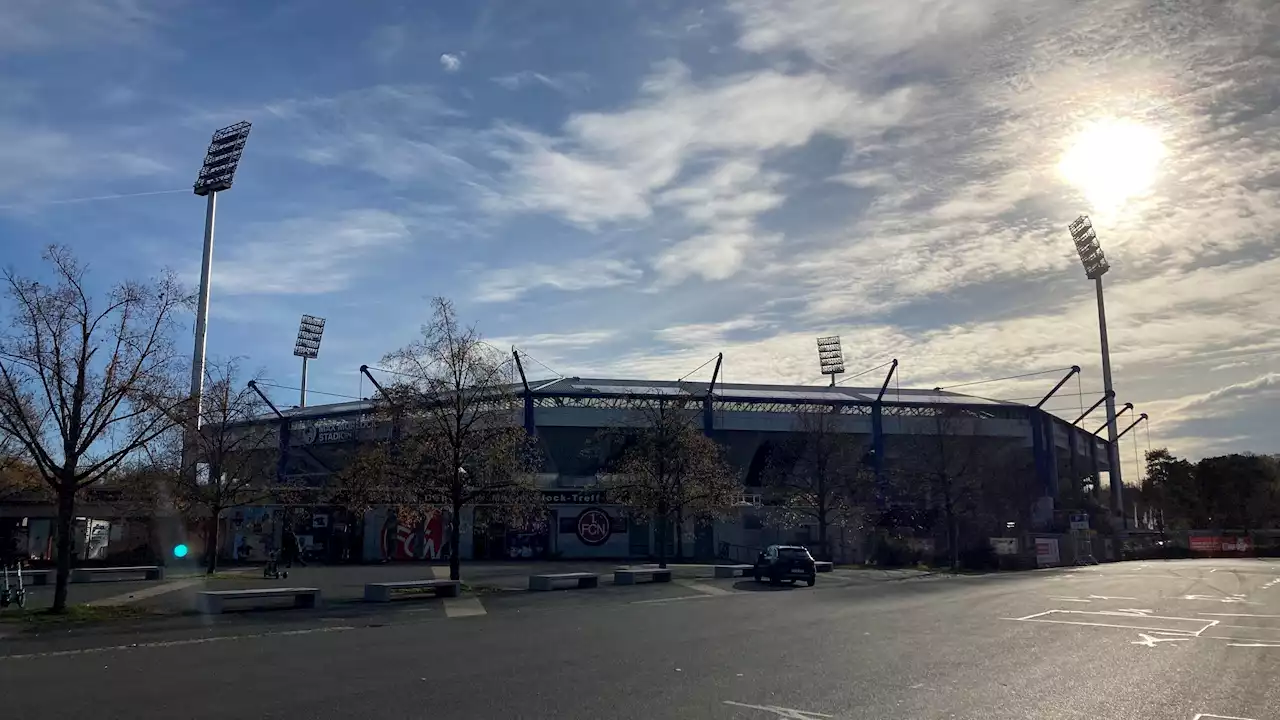 Adventssingen: Weihnachtsstimmung im Max-Morlock-Stadion