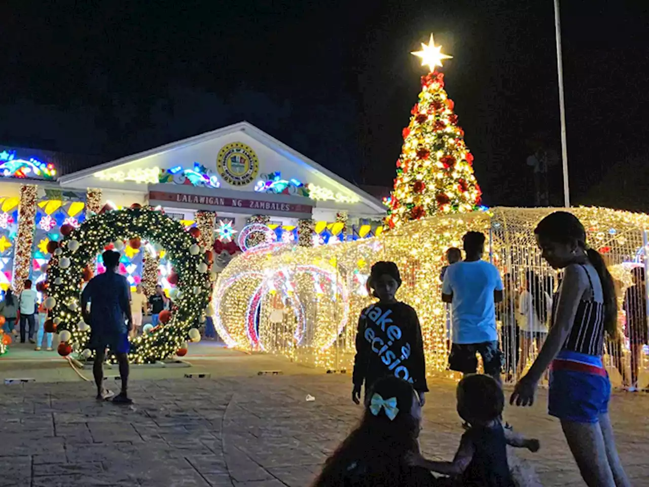 A Christmas for Children - BusinessMirror