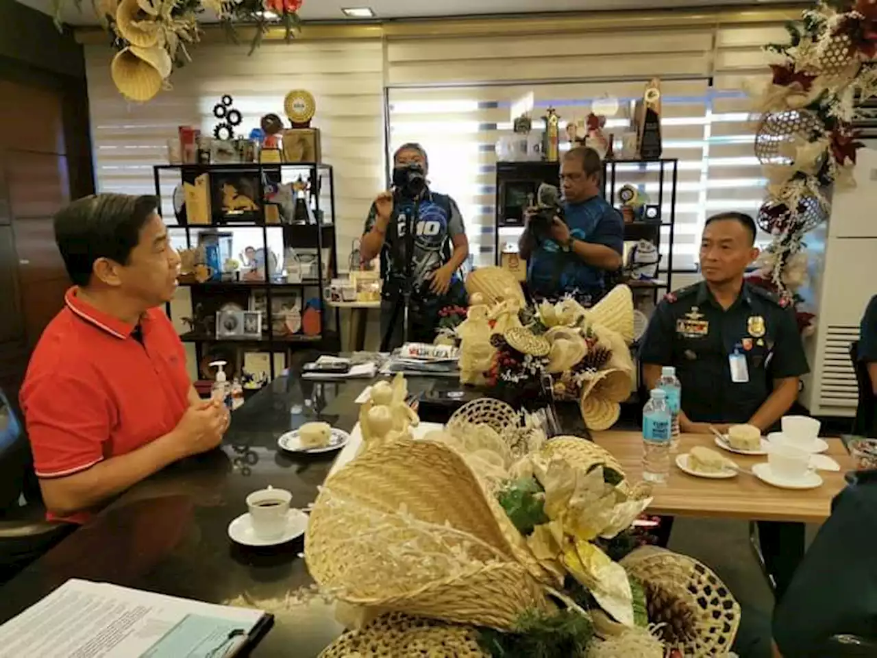 PRO-7 chief assures Lapu-Lapu mayor: More cops to secure city streets