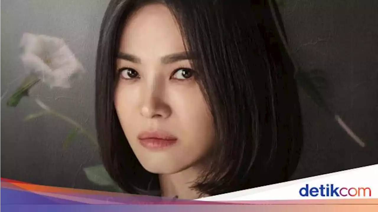 Disebut Tua, Song Hye Kyo Dituduh Minta Hapus Poster Drakor The Glory