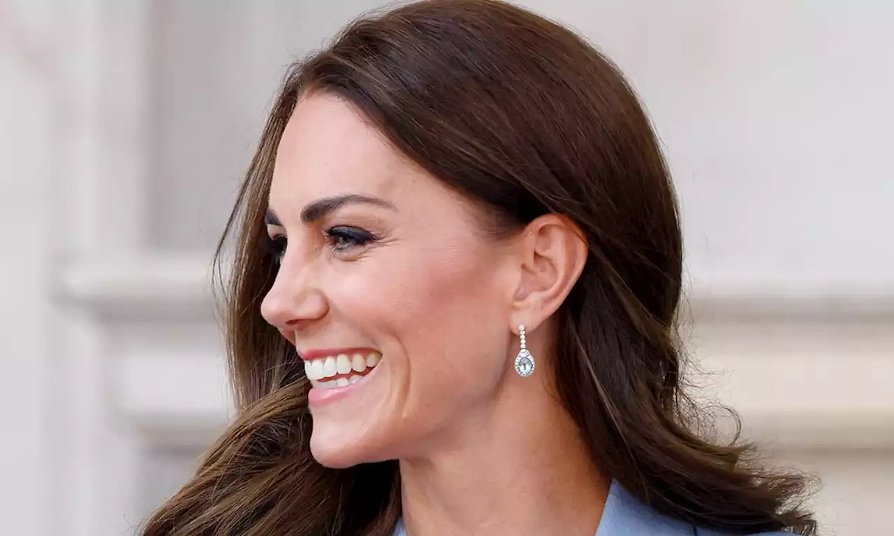 Princess Kate is a total glitterbomb in exquisite sparkly jacket