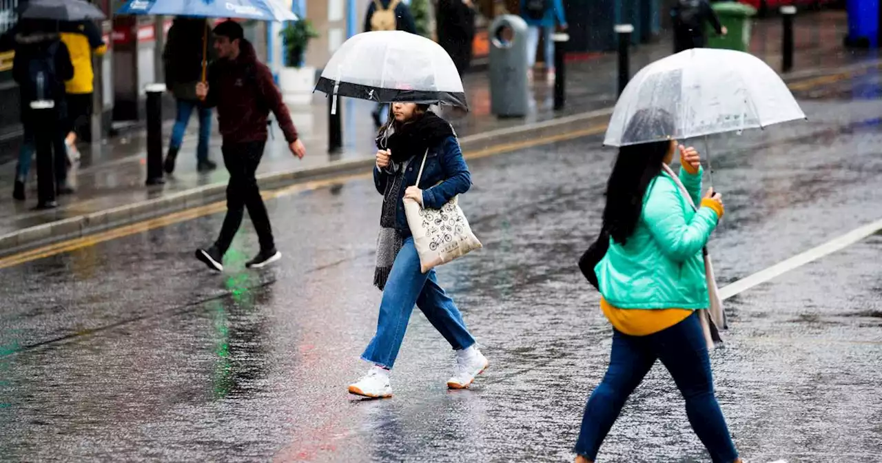 Potential for thunderstorms and hail on wet Christmas Eve