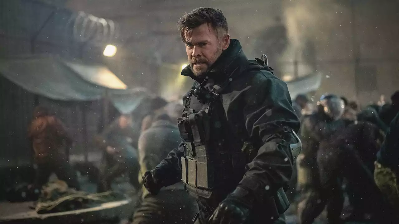 Besser als Marvel: Chris Hemsworth schwärmt von riskanter Netflix-Action in „Extraction 2“