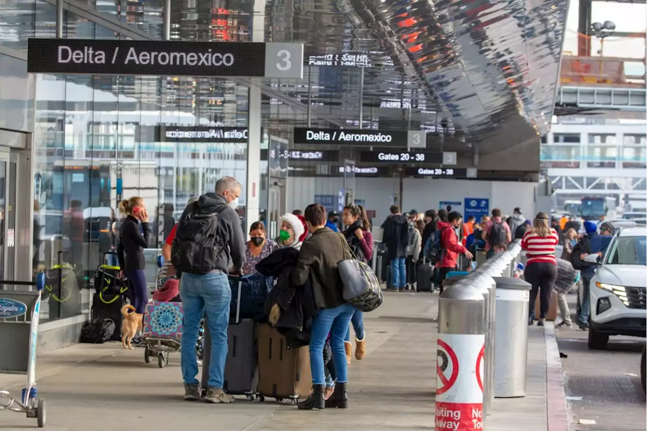 COVID, winter surge don’t deter Southern Californians from holiday travels