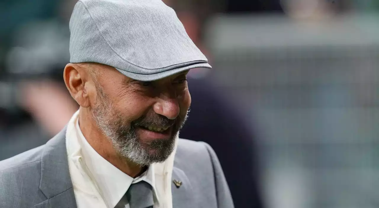 Gianluca Vialli, come sta: l'ex calciatore resta grave. La sorella e Massimo Mauro gli fanno visita in ospedale