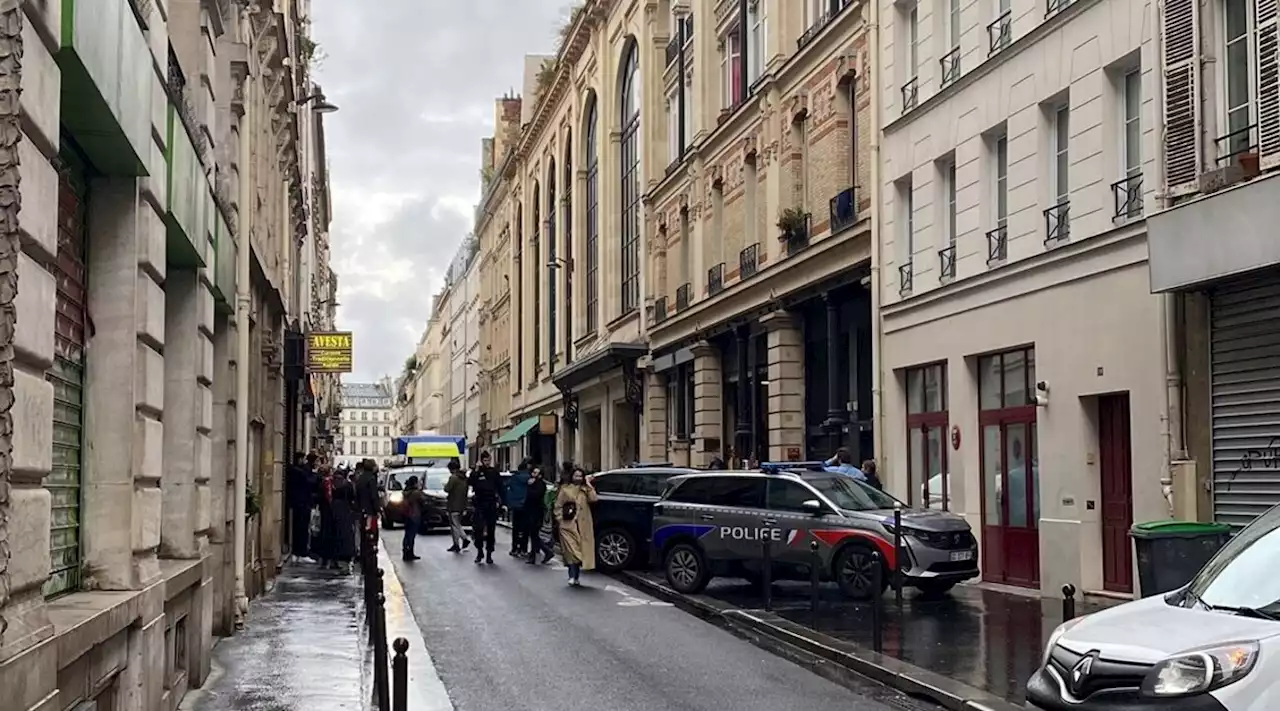 Parigi, colpi d'arma da fuoco in strada: due morti e quattro feriti